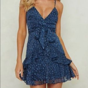 Hello Molly Want You To Stay Dress Navy
Size (S,4) US Size
Size (S,8) AUS Size
